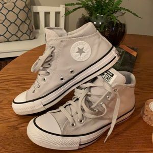 Converse mid tops ladies 8